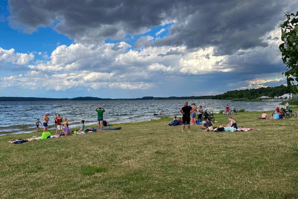 Der 48-Jährige und seine Frau hatten den Tag ebenso wie viele andere Menschen am Berzdorfer See verbracht.