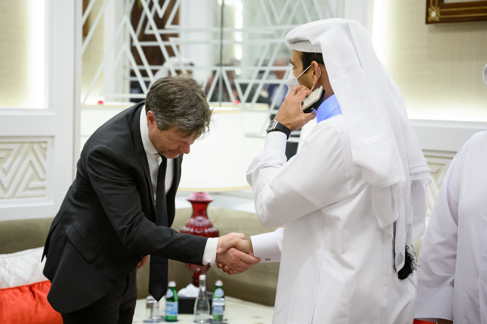 Wirtschaftsminister Robert Habeck (53, Grüne) im März mit Katar-Energieminister Saad Sherida al-Kaabi (55).