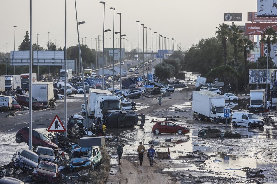 Eine Anwohnerin nennt die Unwetter "wie die Hölle".