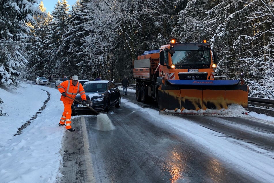 Der Winterdienst ist in den kalten Monaten quasi rund um die Uhr im Einsatz.