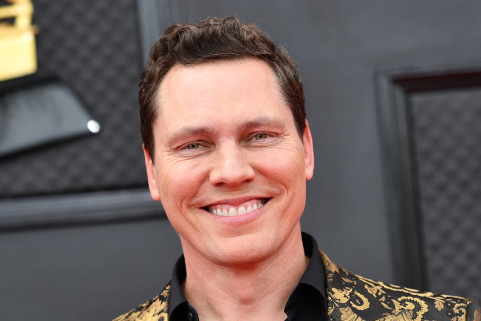 Tiësto's seventh album Drive is set to drop on April 21.