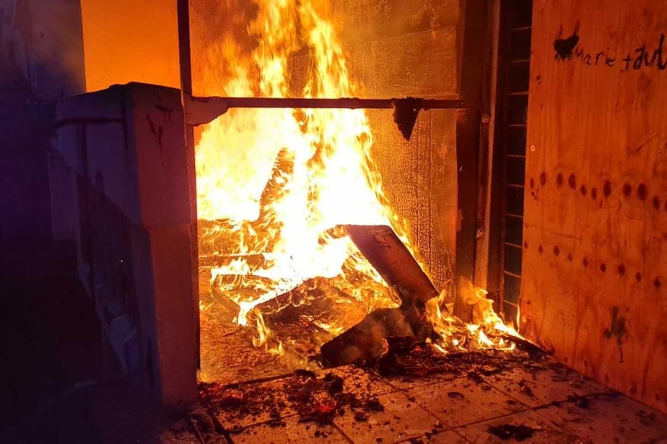 Wie genau es zum Ausbruch des Feuers kam, ist Gegenstand der Ermittlungen.