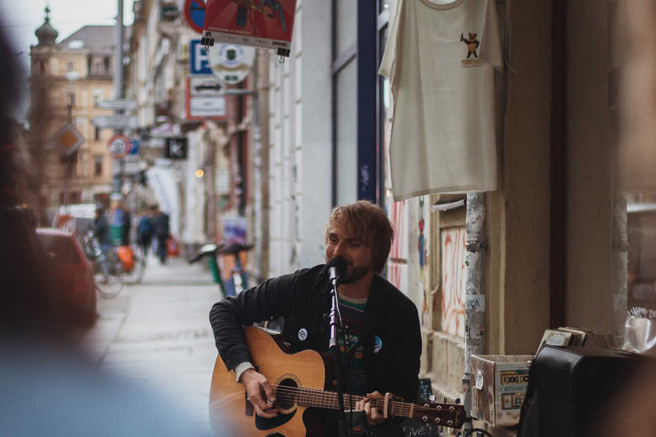 Beim Neustadt Art Festival sind Musiker willkommen.