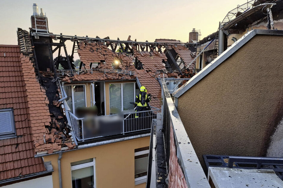 In Altenburg sind infolge des Brandes zwei Häuser nach aktuellen Erkenntnissen nicht bewohnbar.