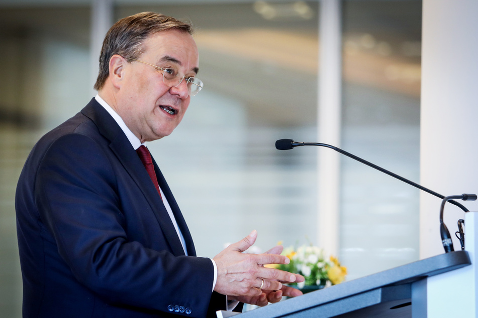 Armin Laschet (CDU), Ministerpräsident in Nordrhein-Westfalen, steht im Fokus.