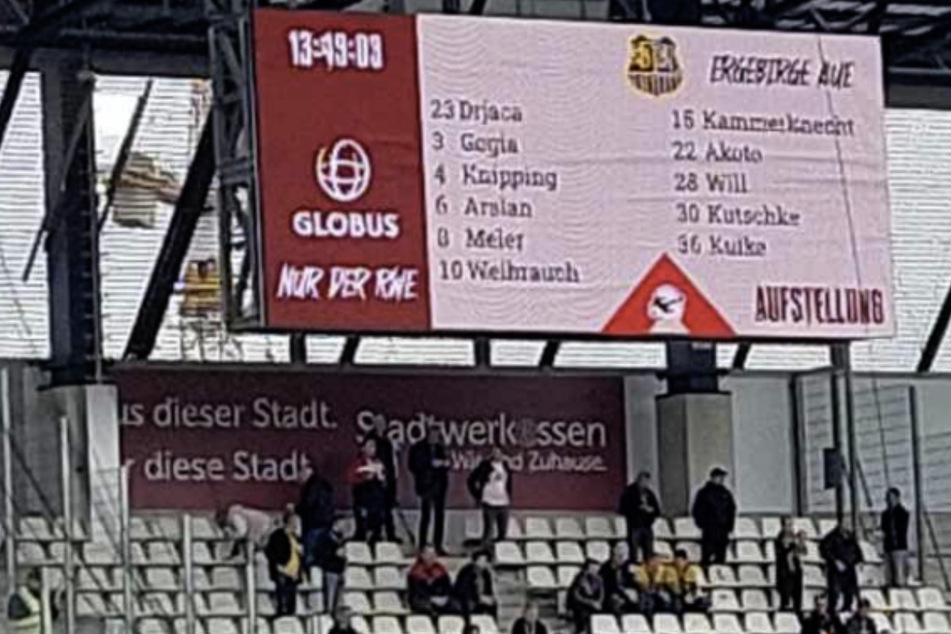 Dynamo Dresden hat jetzt das Logo vom FC Saarbrücken und heißt Erzgebirge Aue? Mitnichten - Panne auf der Anzeigetafel an der Hafenstraße.