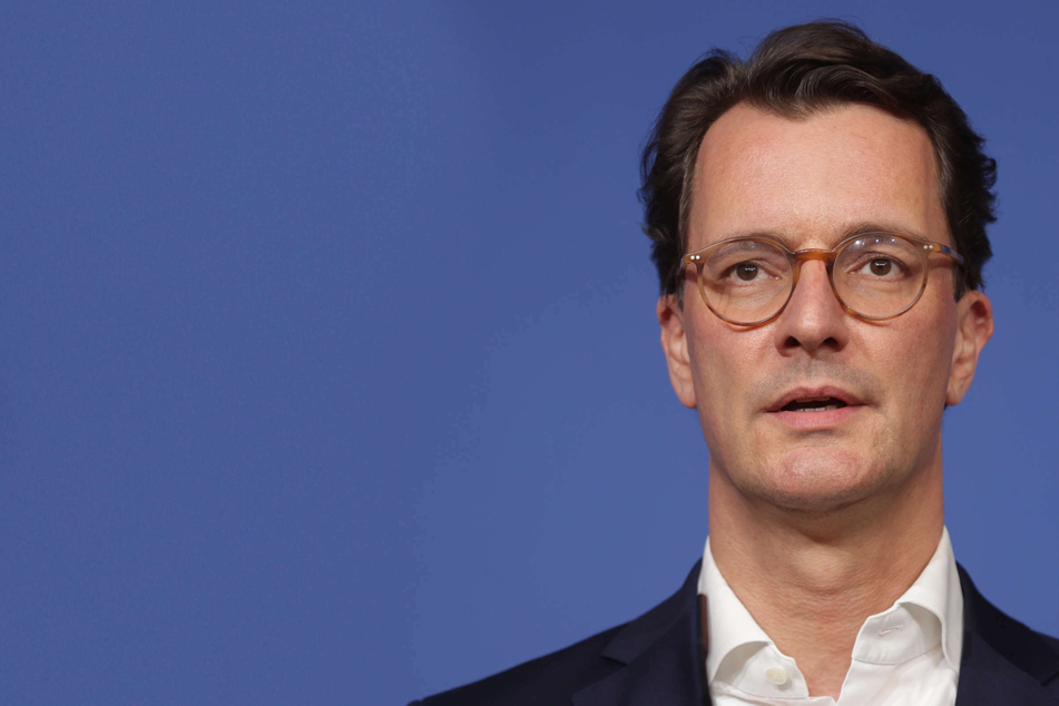 Bei drohendem Ausfall: NRW-Ministerpräsident Wüst will Karnevals-Veranstaltern helfen