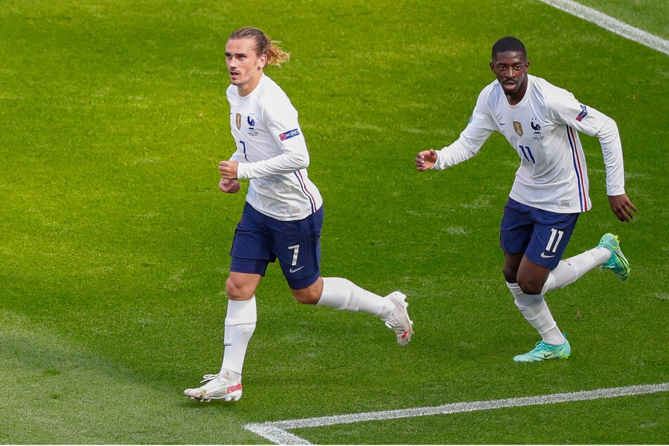 Antoine Griezmann (l.) gelang der überfällige Ausgleich für Frankreich.