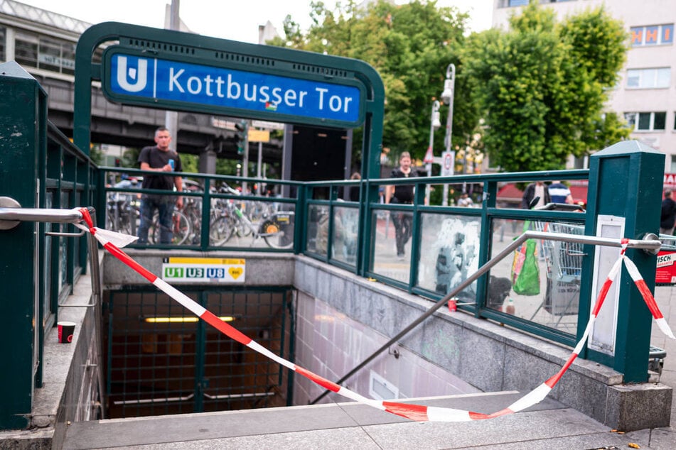 Am 22. Juni ist ein 26-Jähriger im U-Bahnhof Kottbusser Tor erstochen worden.