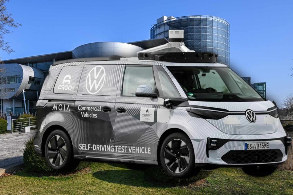 Dresden: Mit Sensoren, Kameras und Radar: VW übt in Dresden das autonome Fahren