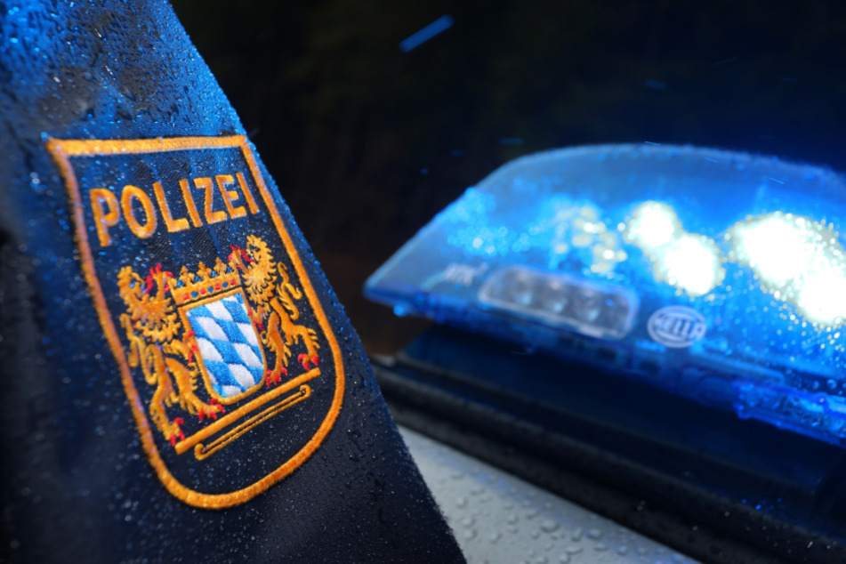 Die Polizei bittet um Zeugenhinweise. (Symbolbild)