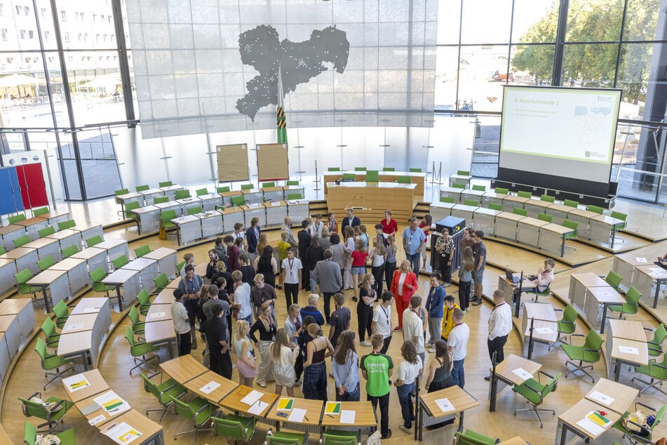 Bei der Jugendkonferenz im Landtag wurden intensive Gespräche geführt.