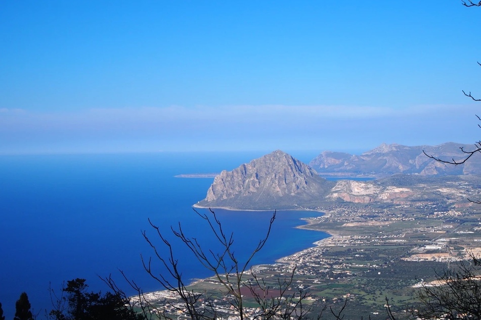 Blick von Erice auf die Küste