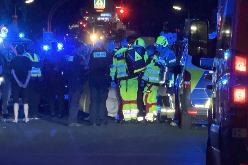 Rettungskräfte brachten den 26-Jährigen ins Krankenhaus.