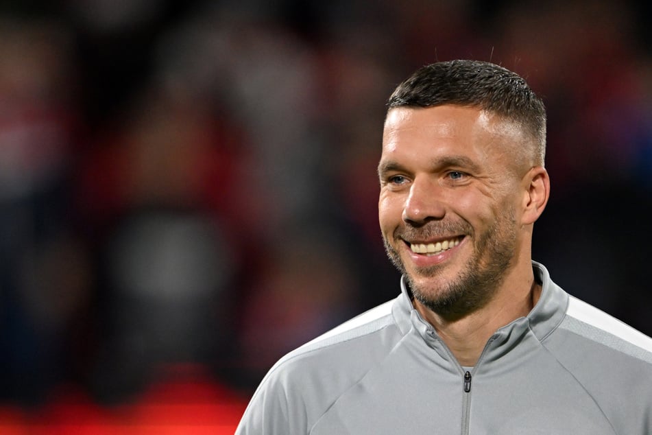 Lukas Podolski (39) gab am Donnerstag sein Abschiedsspiel im Kölner Rhein-Energie-Stadion.