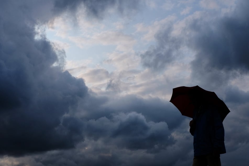 Es gilt: Regenschirm nicht vergessen!
