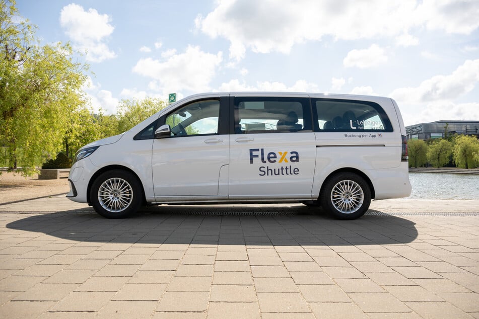 Der Rufbus "Flexa" ist mit einem Fahrer unterwegs. Das soll sich ab 2030 ändern. Dann soll "Flexa" autonom fahren.