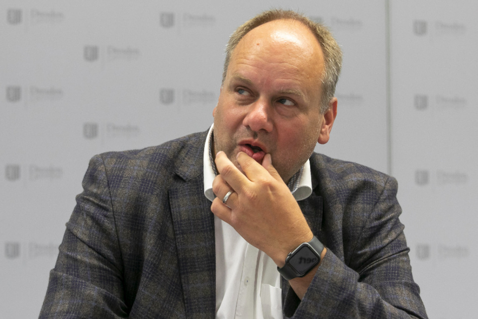 OB Dirk Hilbert (48, FDP): "Den Haushalt auf aktuellem Niveau zu halten, ist eine Riesenleistung".