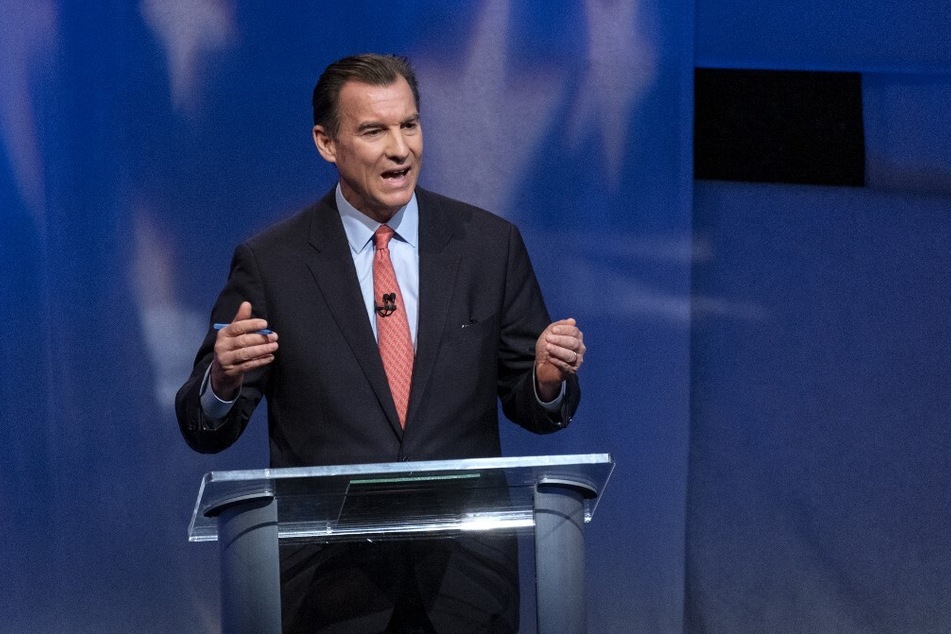 Former Democratic Congressman Tom Suozzi is reportedly mulling a challenge to Santos in 2024.