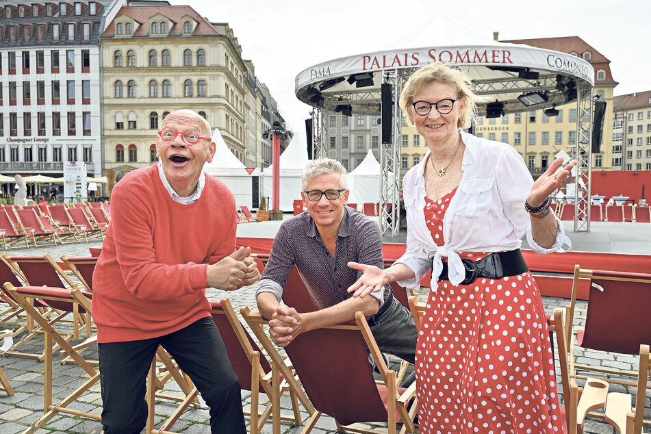 Mime Ralf Herzog (71, l.) und Kerstin Lippold (62) vom Mimenstudio-Verein freuen sich mit "Palais Sommer"-Chef Jörg Polenz (59) auf den Neumarkt-Auftritt.