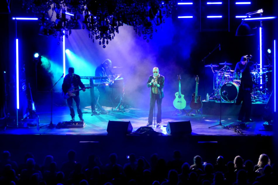 In Freiberg feierte Toni Krahl mit seinen KINX vom Prenzlauer Berg Premiere.