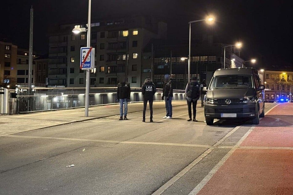 Die Polizei ermittelte am Tatort in Villach.