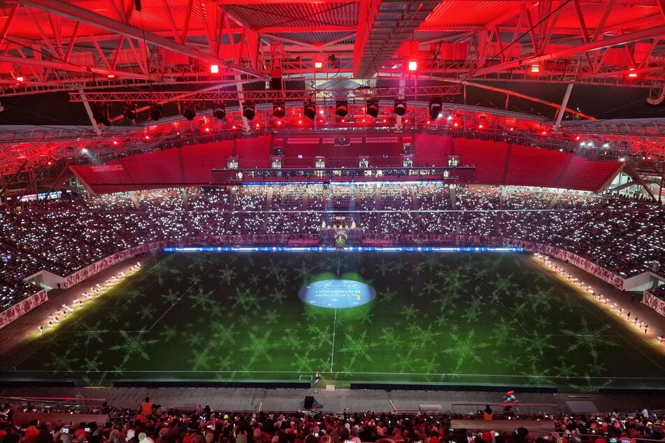 Die tolle Beleuchtung in der Red Bull Arena in Kombination mit den Handylichtern der Zuschauer sorgte für eine tolle Stimmung.