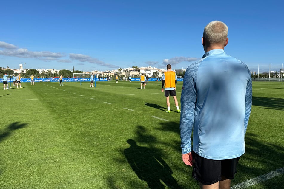 Herthas Jon Dagur Thorsteinsson (26) lauert schon.