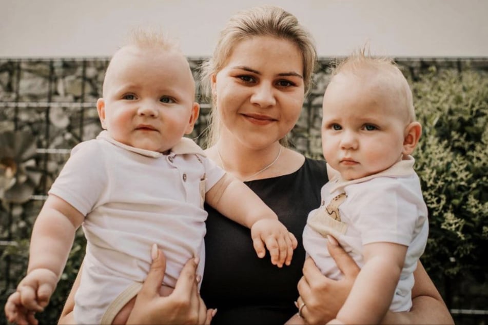 Stolze Tante: Sylvana mit ihren Neffen Casey und Emory (beide 2), den Zwillingen ihrer jüngeren Schwester Sarafina Wollny (28).