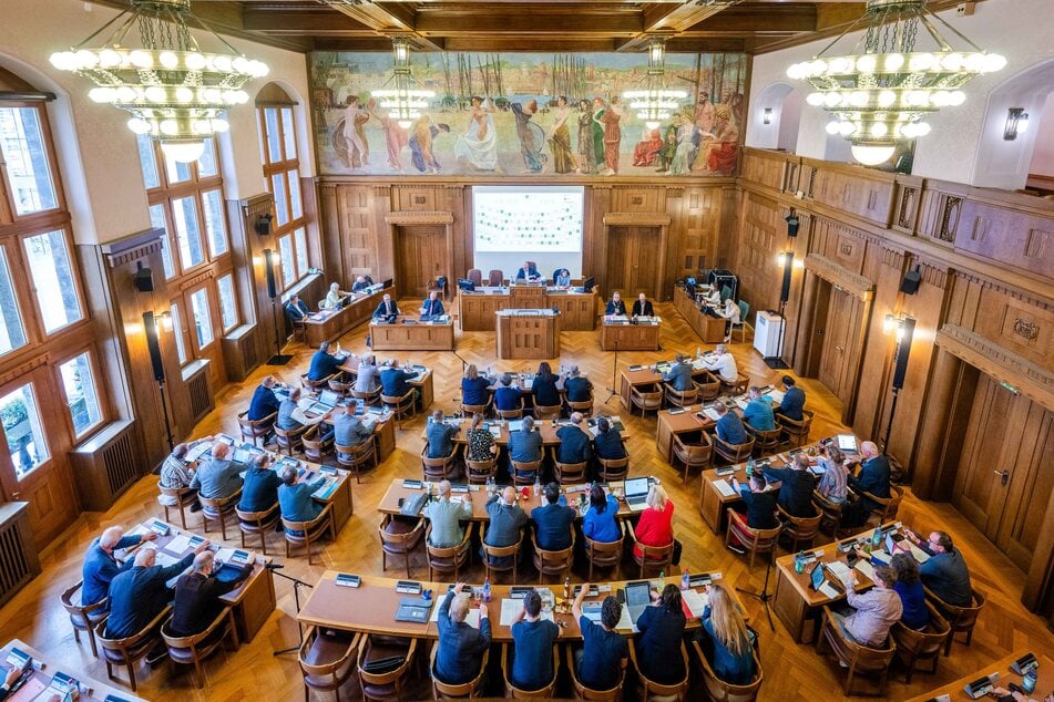 Im Chemnitzer Stadtrat soll die Finanzierung der acht Fraktionen neu geregelt werden.