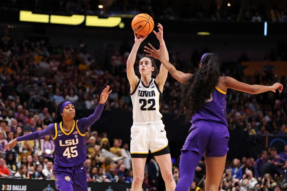 Could Iowa's record-setting point guard, Caitlin Clark, be the top pick for the Indiana Fever in the upcoming 2024 WNBA draft?