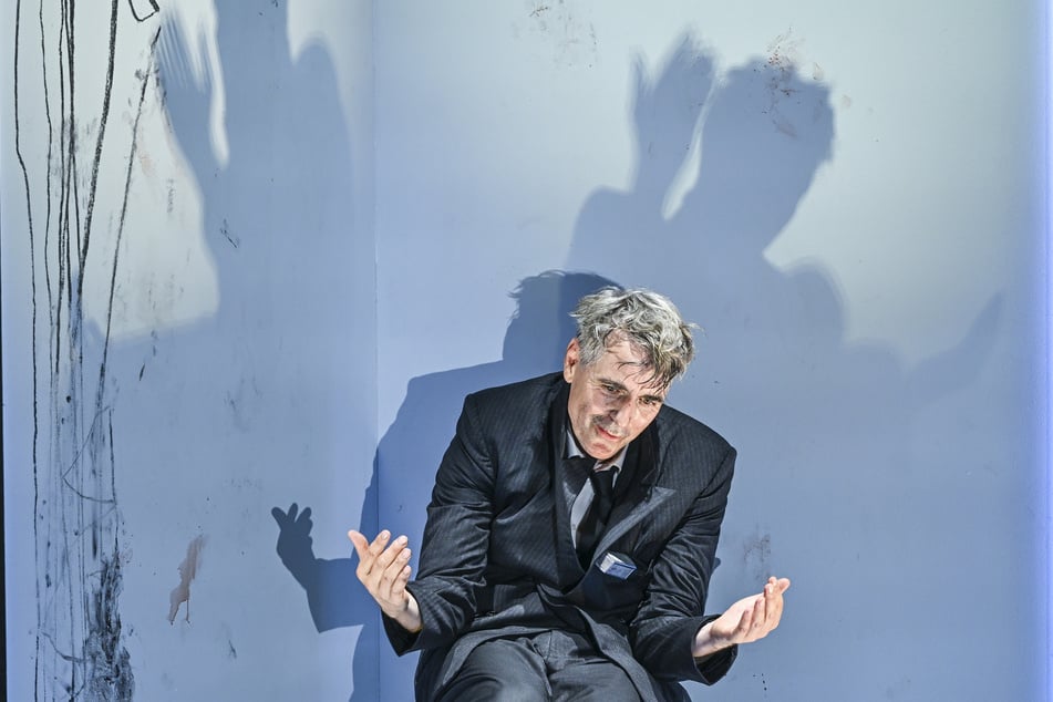 Jens Harzer (53) wechselt vom Hamburger Thalia Theater nach Berlin.
