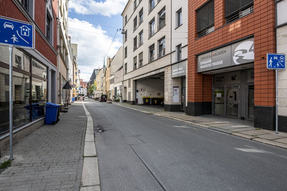 Messer-Attacke in Zwickau: Mann schwer verletzt im Krankenhaus