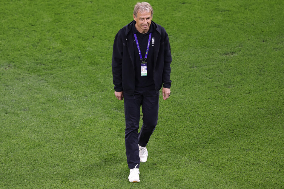Jürgen Klinsmann und sein charakteristisches Lächeln sorgen in Südkorea für große Kontroversen.