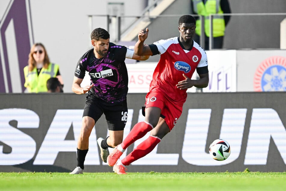 Zoumana Keita (19, r.) zieht es nach Belgien.