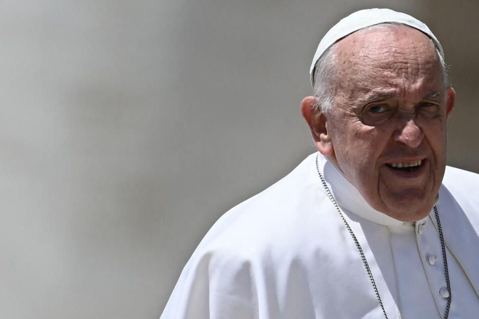 Pope Francis uses gay slur in private meeting with Italian bishops