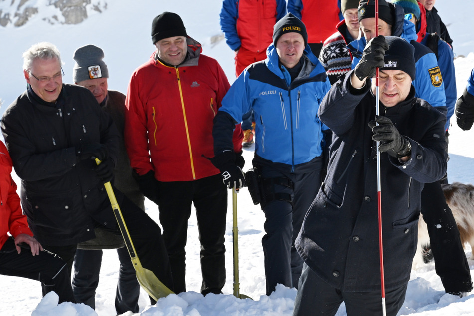 Staatsregierung in Bayern warnt vor Gefahren beim Wintersport im Gebirge