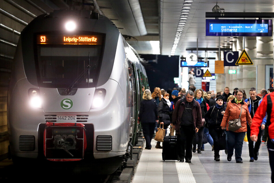 Leipzig: Mitteldeutscher Verkehrsverbund: Wann kommt das 49-Euro-Ticket?