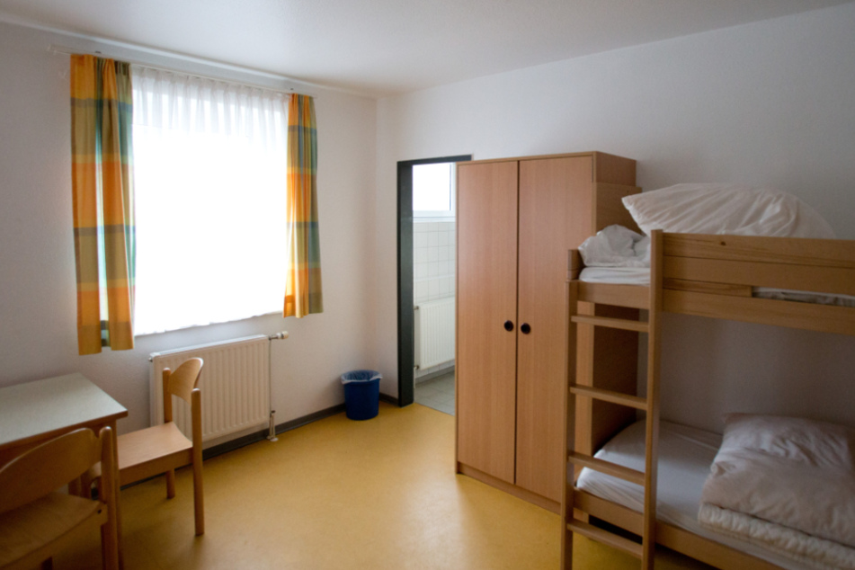 Mehrerer Schüler teilen sich normalerweise ein Zimmer in den Schullandheimen. (Archivbild)