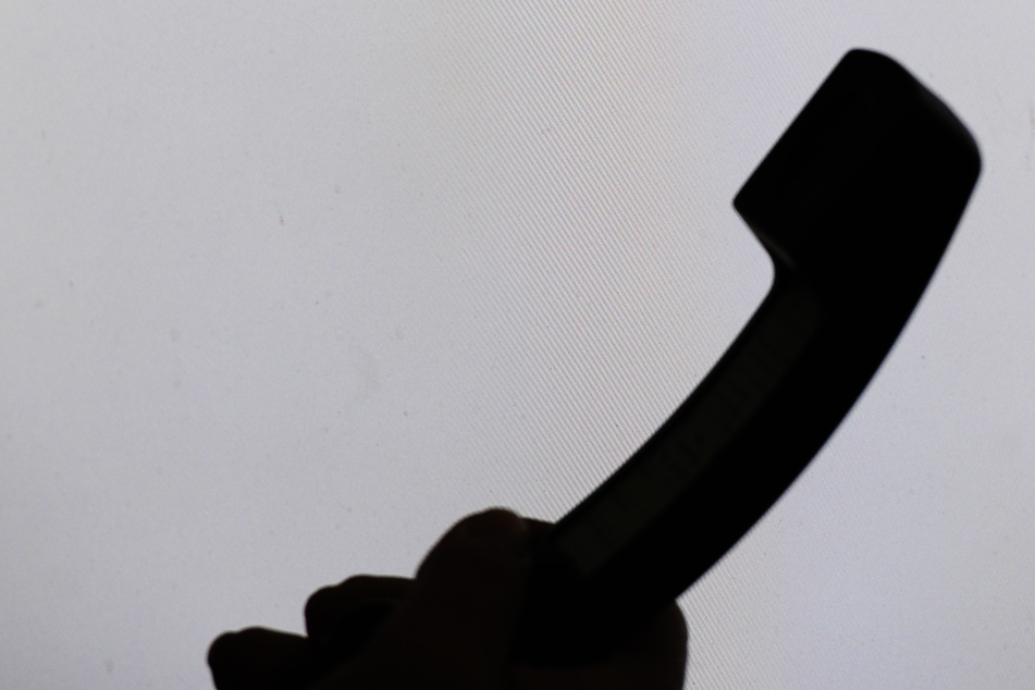 Vorsicht vor unbekannten Polizisten am Telefon! (Symbolfoto)