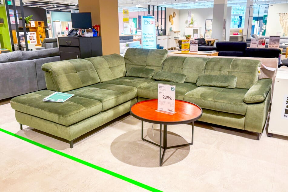 Dieses grüne Ecksofa ist bei porta gerade stark reduziert