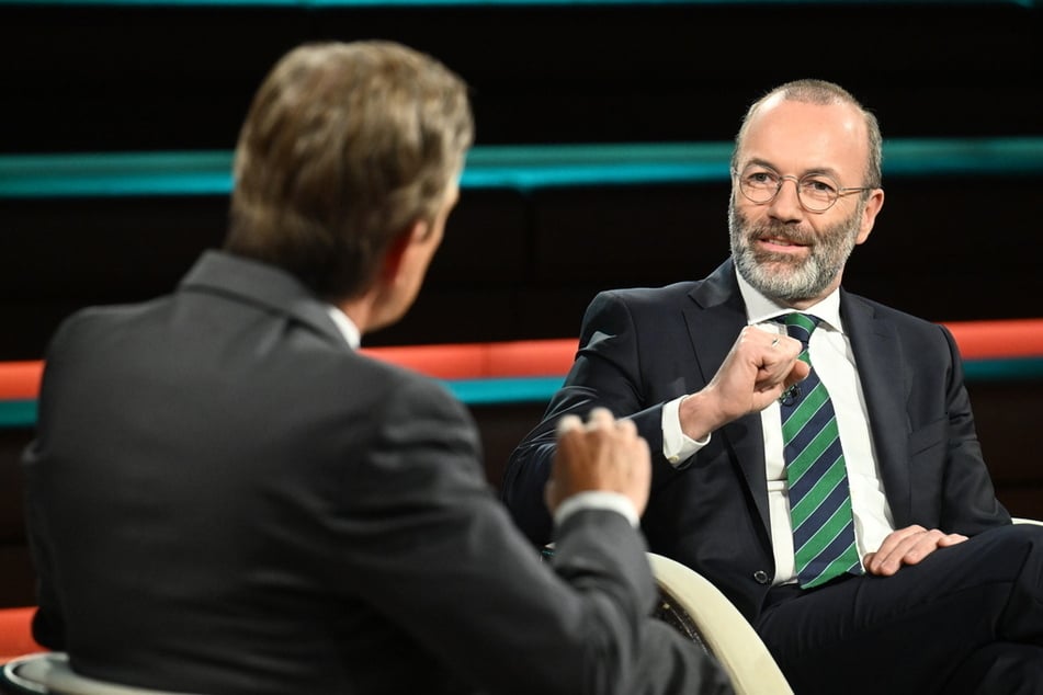 Markus Lanz (56, l.) und EVP-Politiker Manfred Weber (53) diskutierten über die Schwäche Europas und die Abhängigkeit von den USA.