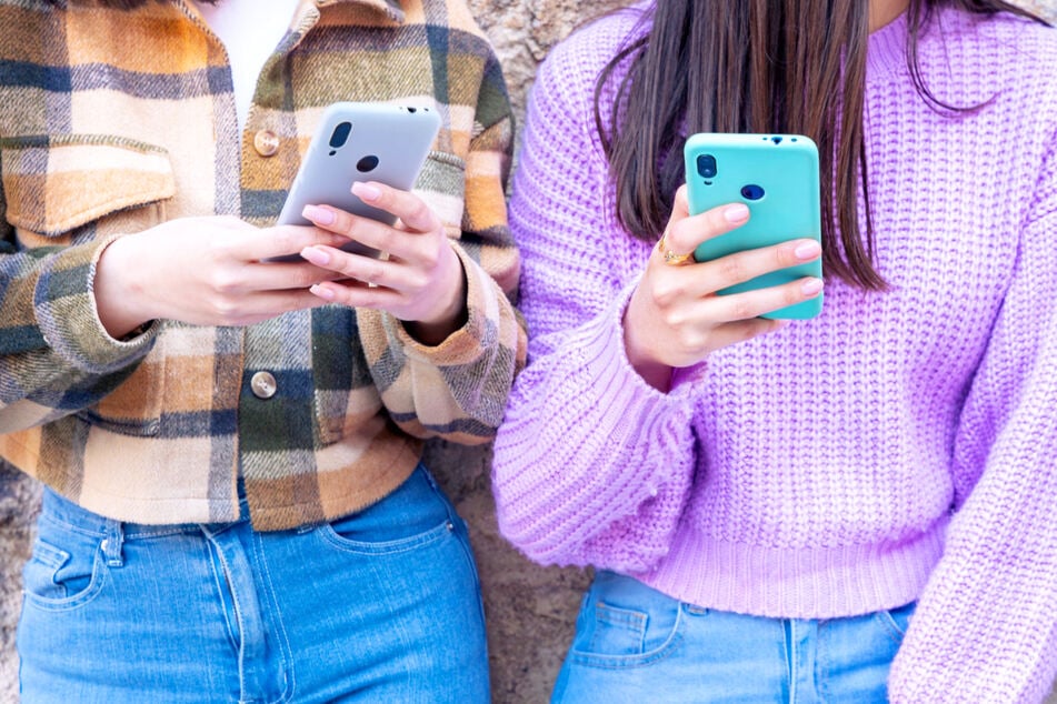 Kein Risiko, volle Freiheit: SIMon mobile ganz ohne Einmalkosten und monatlich kündbar