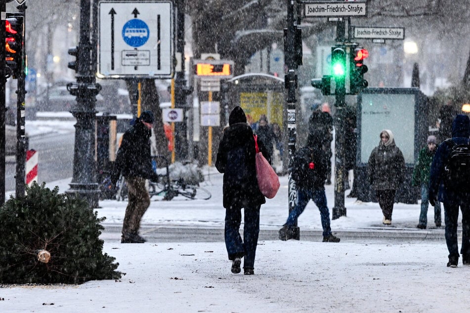 Auf Glatteis folgt Frost-Wochenende: Klirrende Kälte kommt zurück