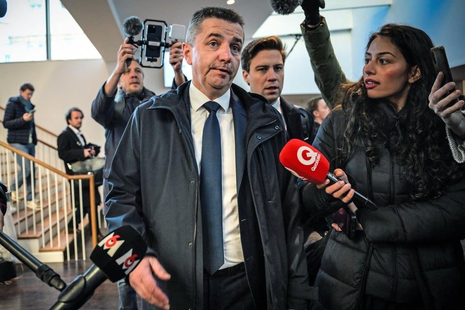 Der ehemalige Bürgermeister von Saint-Étienne, Gaël Perdriau (53), wurde aufgrund eines Sextape-Skandals verurteilt.