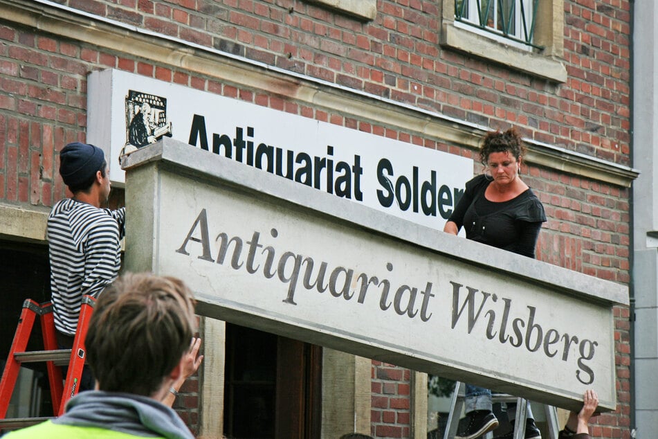 Für die Dreharbeiten der ZDF-Serie wird der Name des Originalschauplatzes stets verändert.