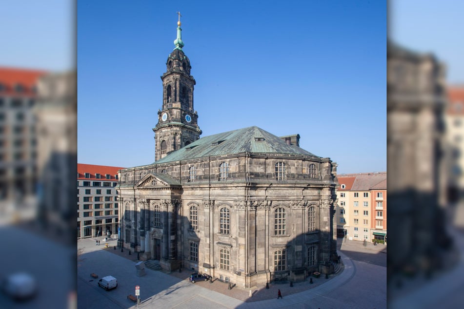 Noch immer müsste der vor 412 Jahren gestorbene und vor 261 Jahren exhumierte Herzog unter der Kreuzkirche liegen.