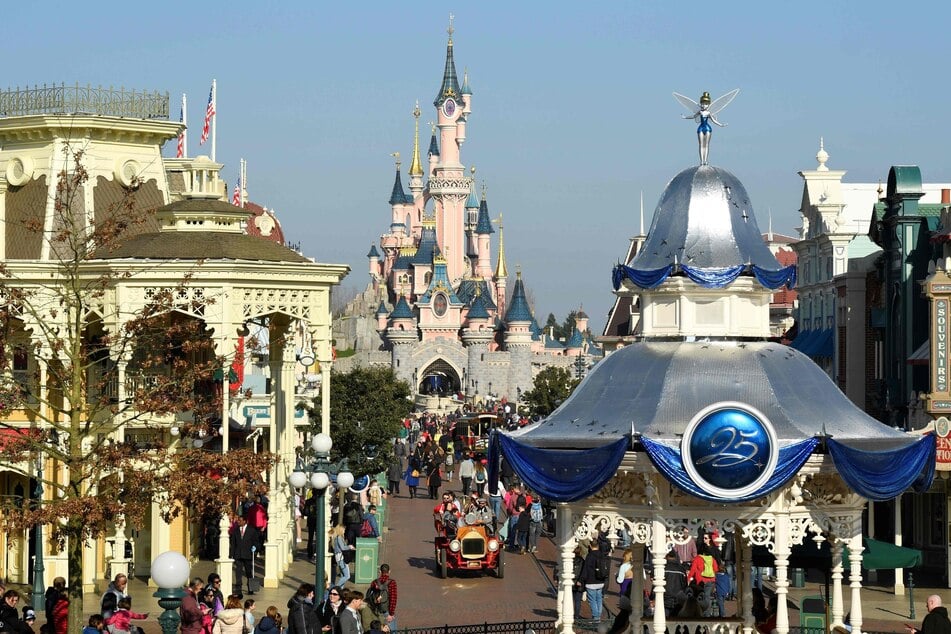 Die "Hauptstraße" im Disneyland Paris.
