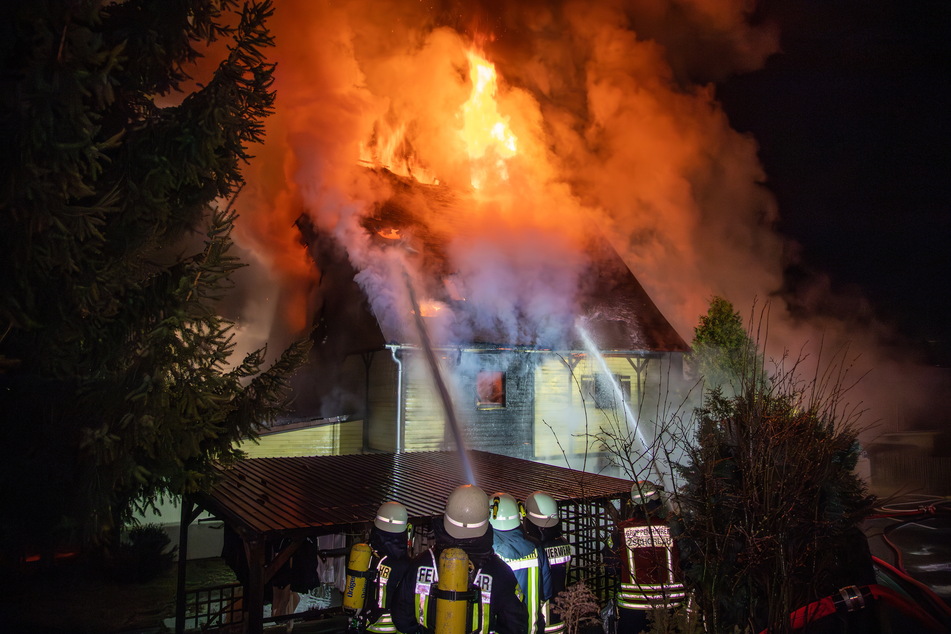 Ein schreckliches Feuer: Vermutlich verdankt die Familie ihr Überleben den erst kürzlich installierten Rauchmeldern.