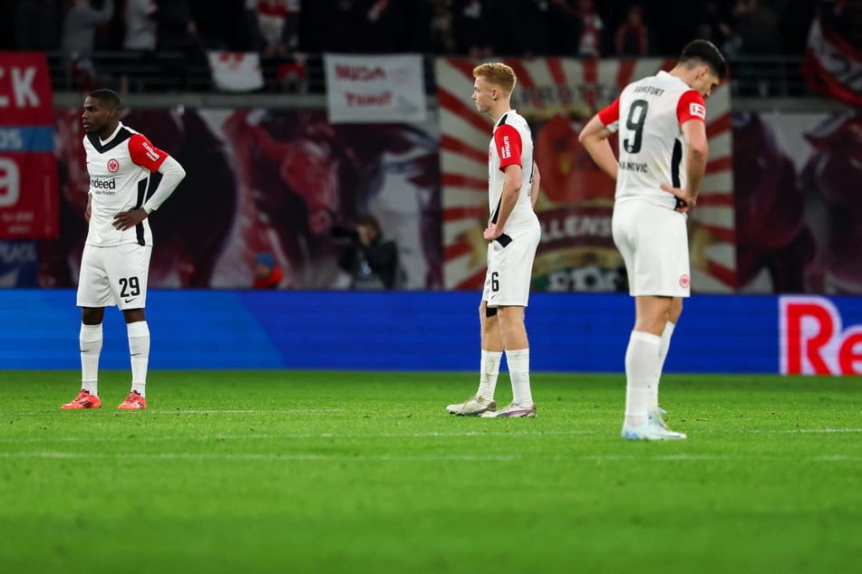 Enttäuschung bei den Frankfurter Spielern nach der erneuten Niederlage in Leipzig: Dennoch zogen die Hessen ein positives Fazit aus dem 1:2 bei RB.